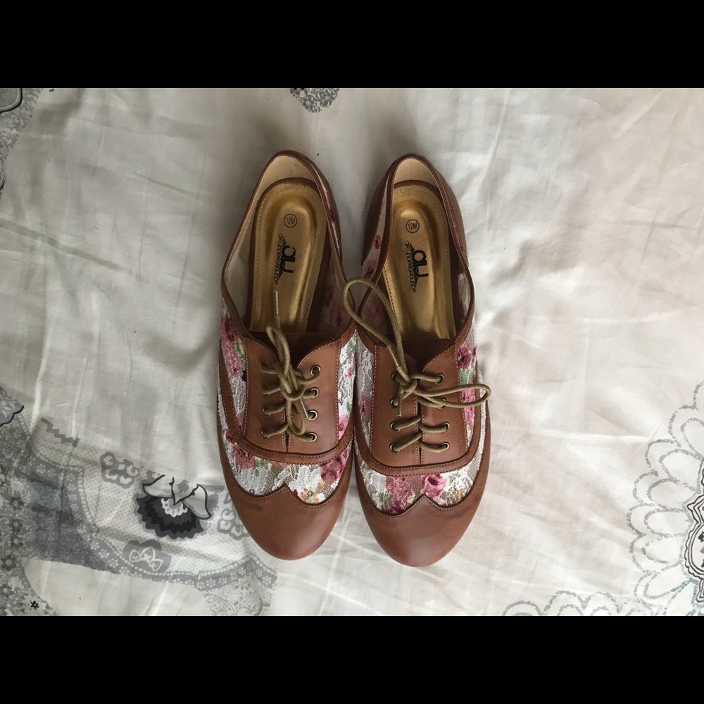 Lacey dress shoes